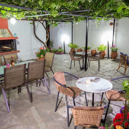 Appartement Famelia Lampiris Potos