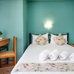 Apartment Famelia Lampiris