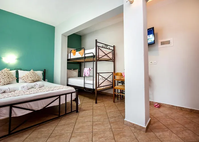 Famelia Lampiris 公寓 *