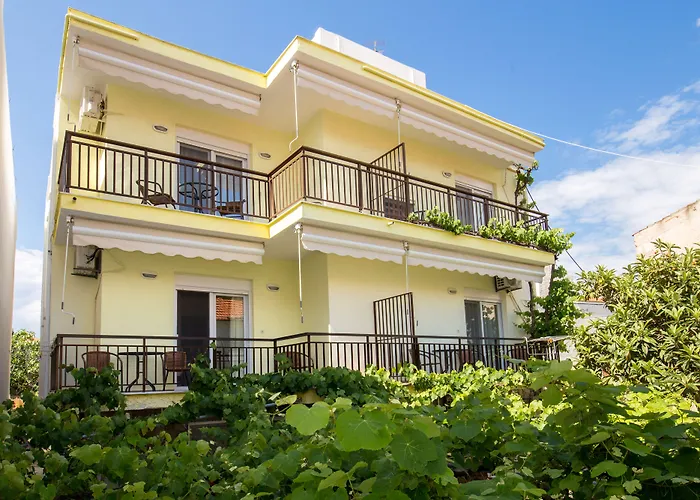 Famelia Lampiris * 波托什